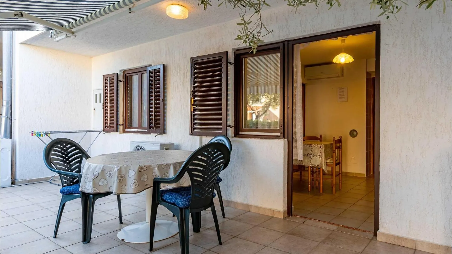 1 Bedroom Nice Apartment In Kornic